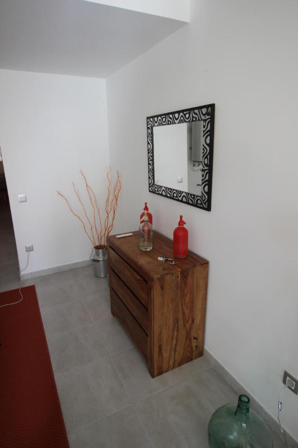 Sun, Sea And Rocks Apartment ปวยร์โต เด มอแกน ภายนอก รูปภาพ